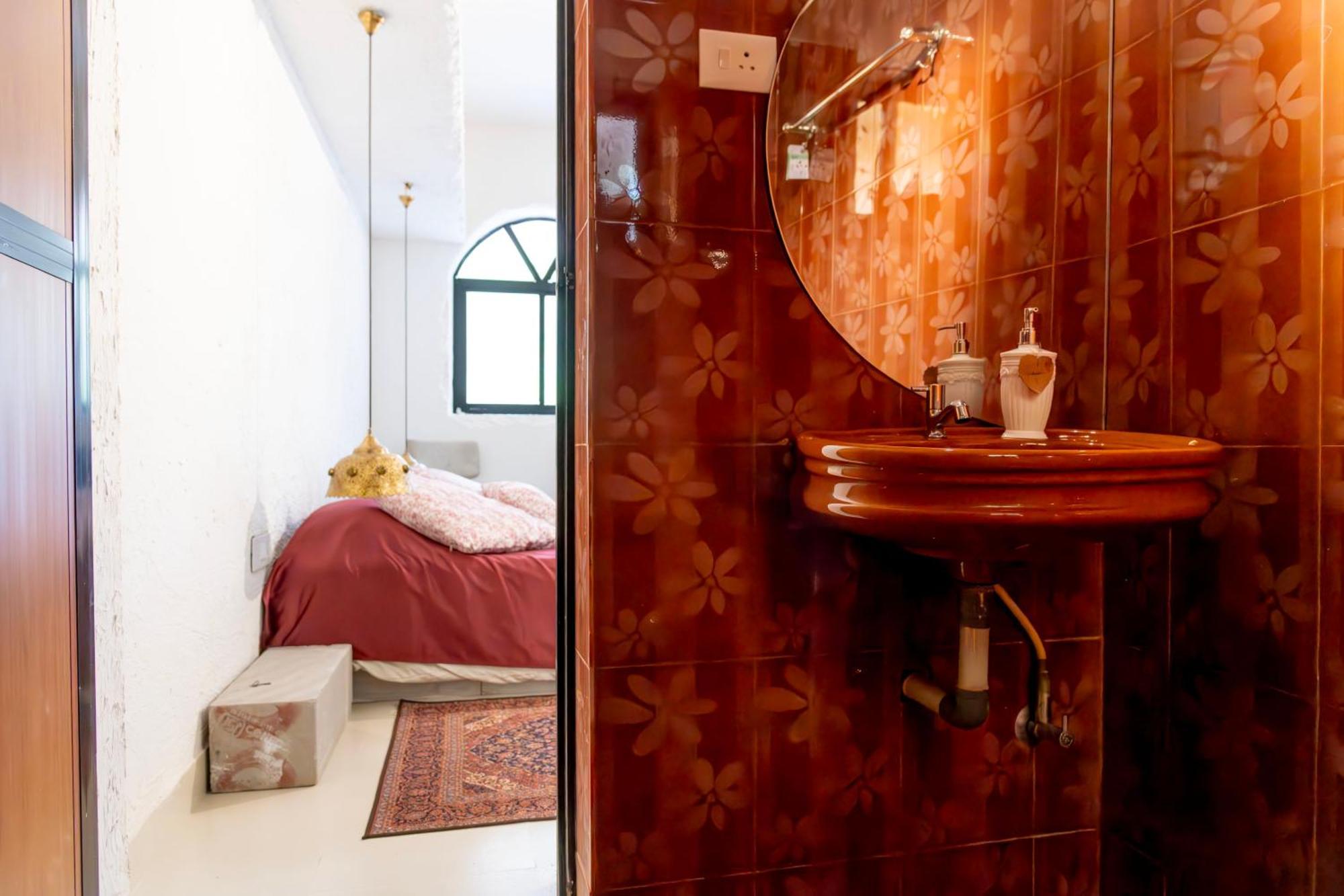 Lodge Kahaani The Boutique